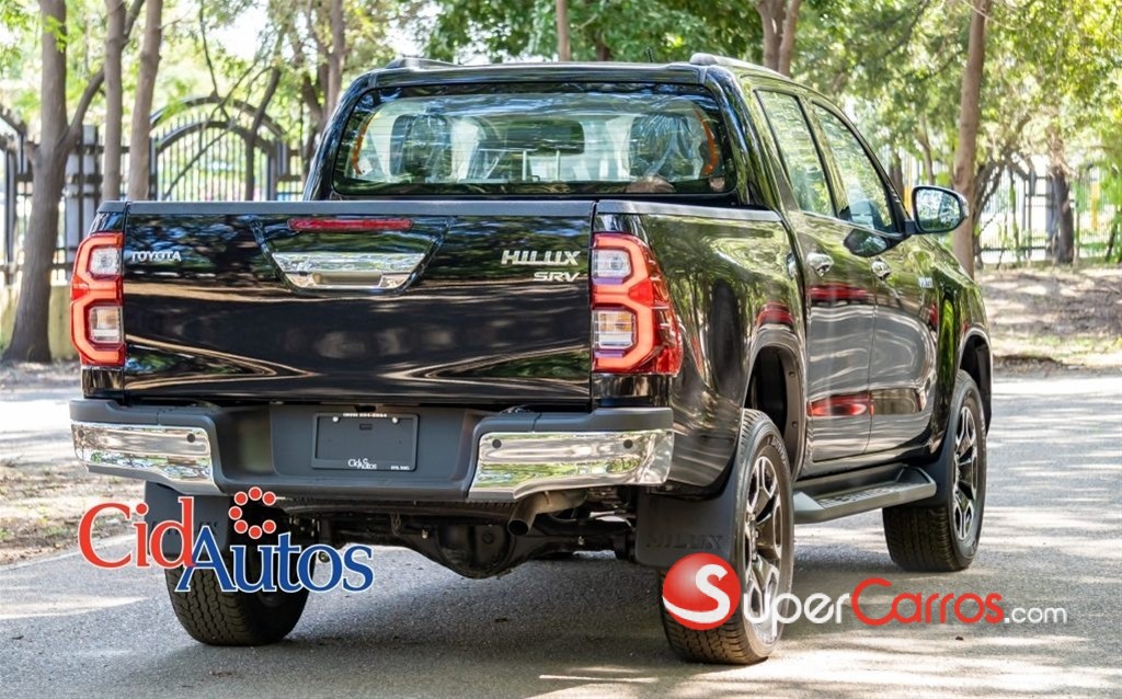 2025 Toyota Hilux Limited TSS — foto 3 / 11