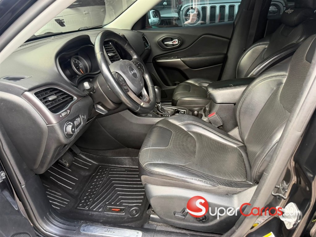 2019 Jeep Cherokee Limited — foto 5 / 12