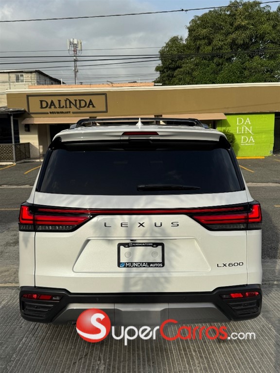 2023 Lexus LX 600 — foto 6 / 12