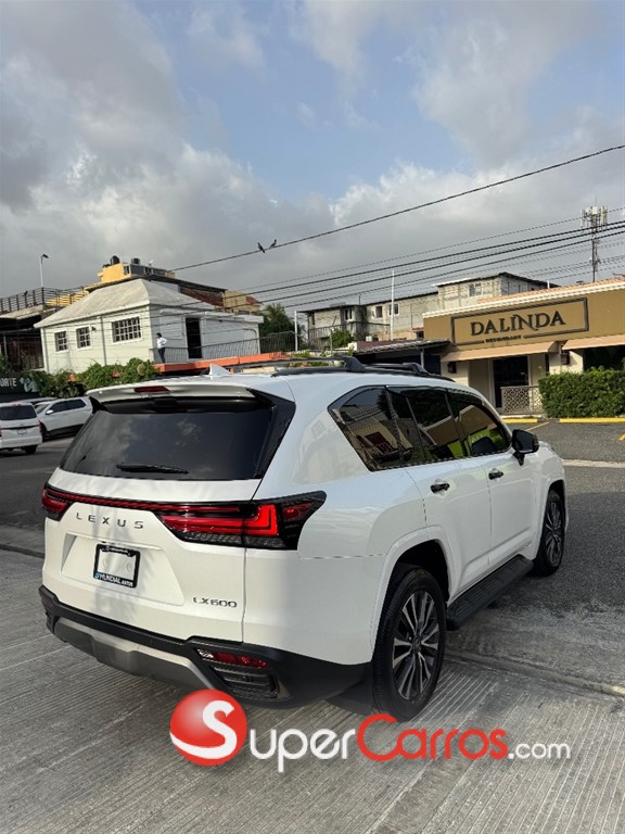 2023 Lexus LX 600 — foto 7 / 12