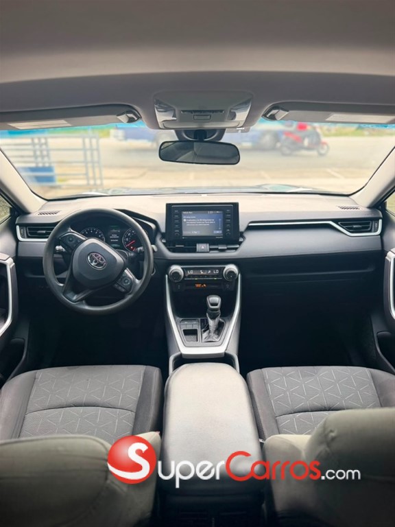 2020 Toyota RAV4 XLE — foto 8 / 8