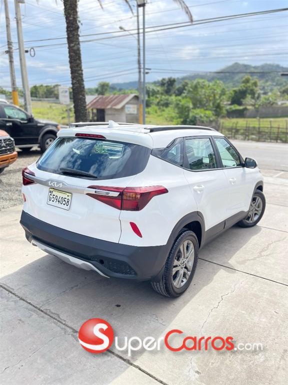 2022 Kia Seltos — foto 5 / 8