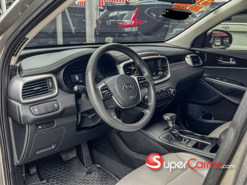 2019 Kia Sorento LX — foto 4 / 11