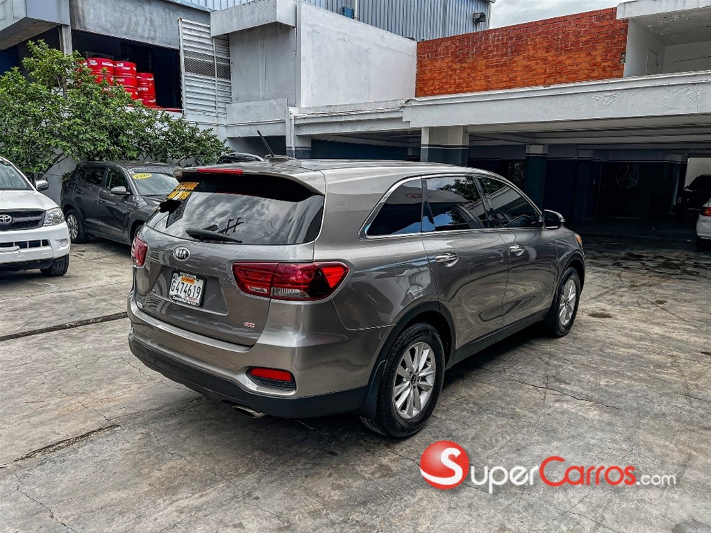 2019 Kia Sorento LX — foto 10 / 11
