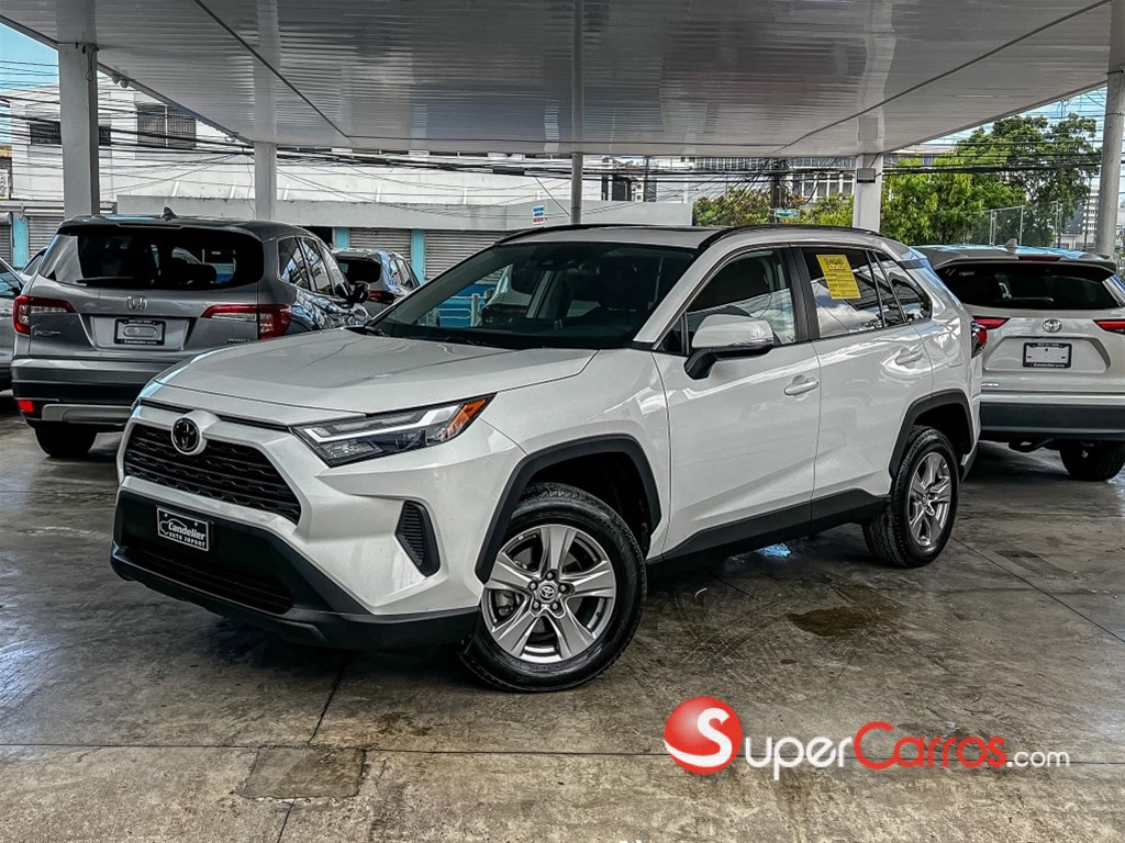 2024 Toyota RAV4 XLE PLUS — foto 2 / 12
