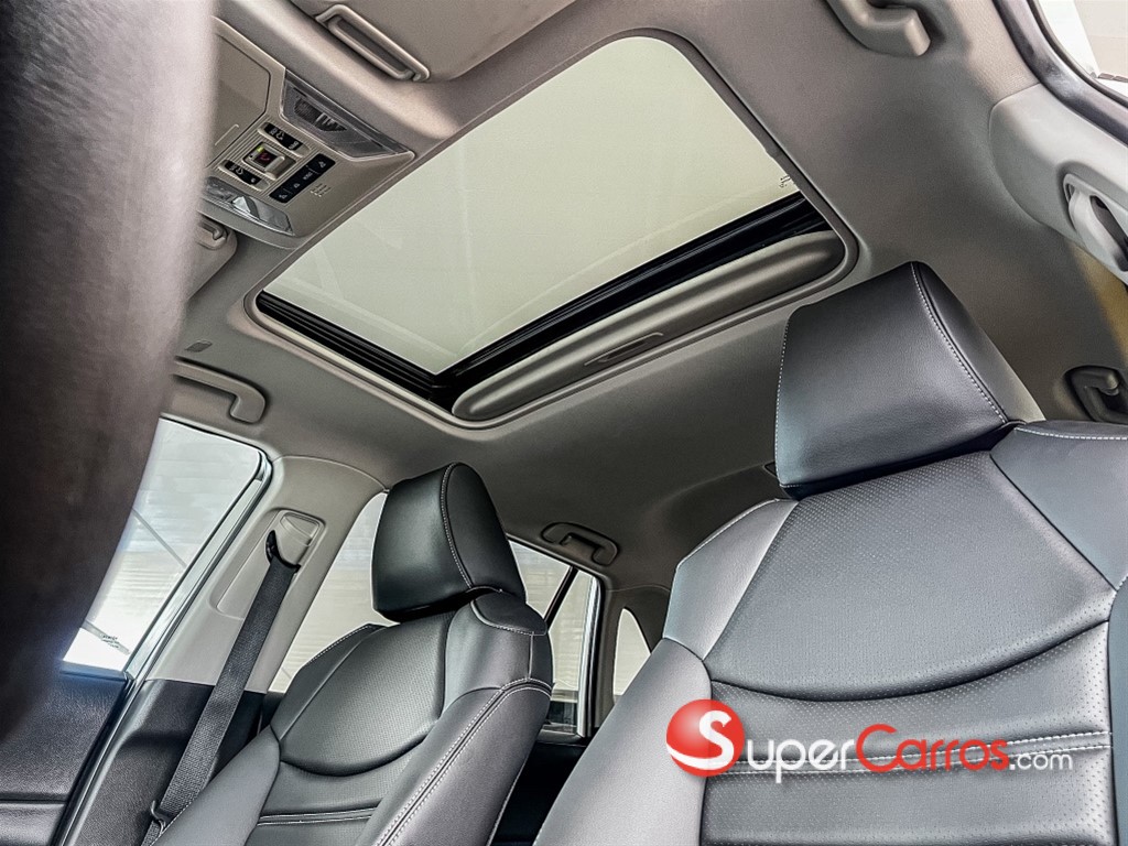 2024 Toyota RAV4 XLE PLUS — foto 5 / 12
