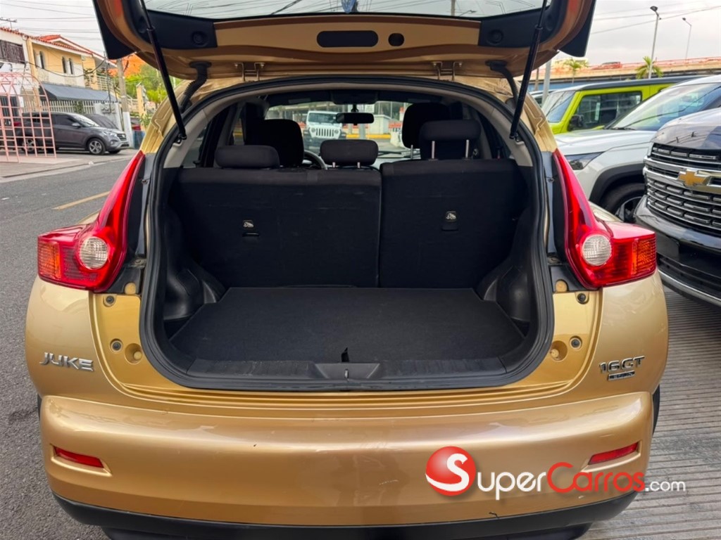 2014 Nissan Juke — foto 11 / 12