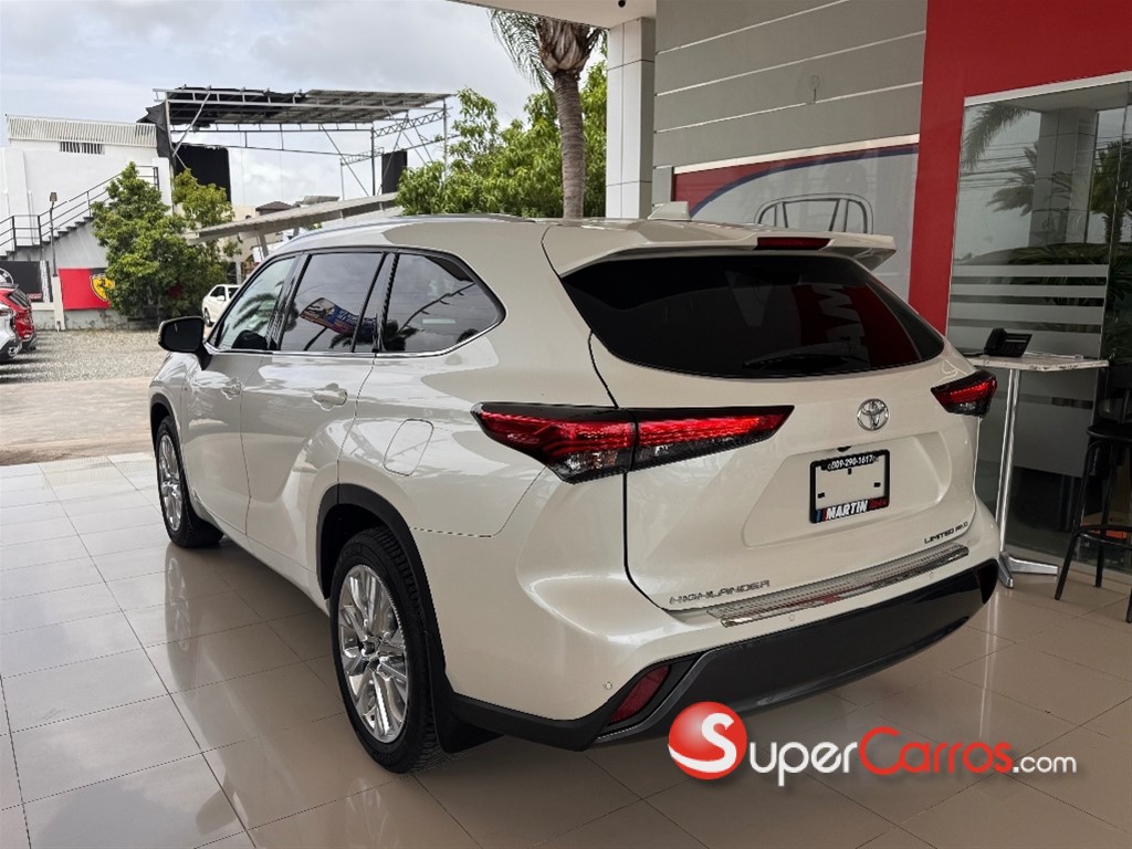 2021 Toyota Highlander Limited — foto 8 / 10
