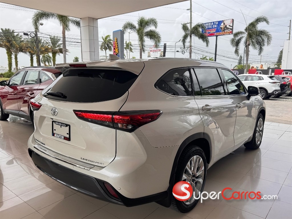 2021 Toyota Highlander Limited — foto 10 / 10