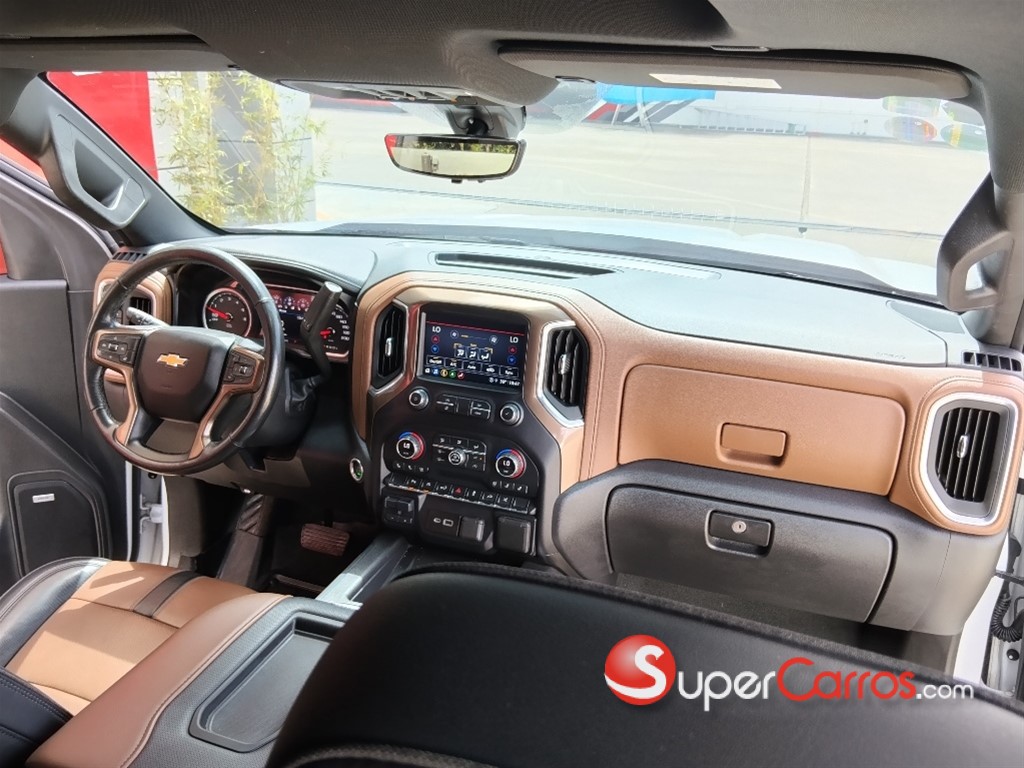 2021 Chevrolet Silverado High Country — foto 10 / 12