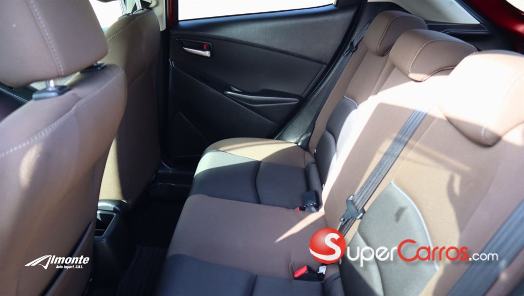 2020 Mazda Demio — foto 4 / 9