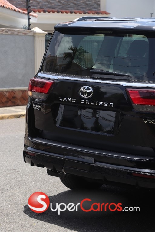 2025 Toyota Land Cruiser 70 ANIVERSARIO — foto 12 / 12