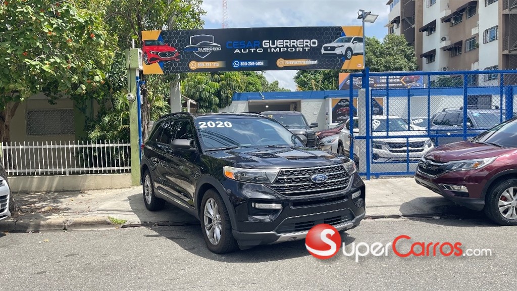 2020 Ford Explorer XLT — foto 1 / 12