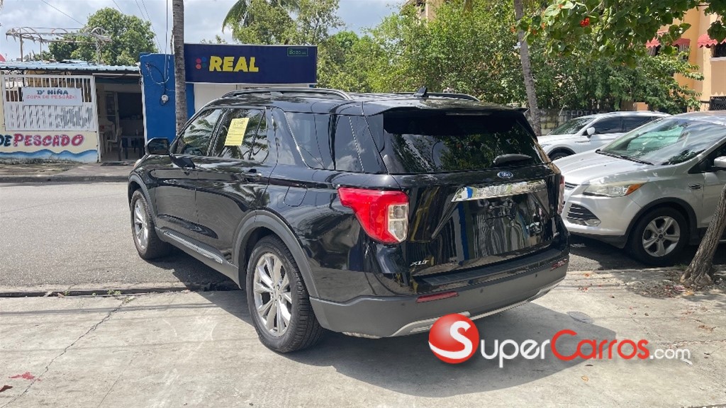2020 Ford Explorer XLT — foto 4 / 12