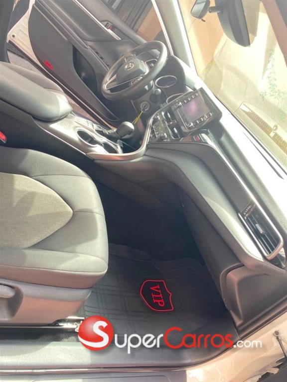 2022 Toyota Camry LE — foto 9 / 10