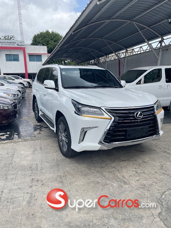 2017 Lexus LX 570 — foto 3 / 11
