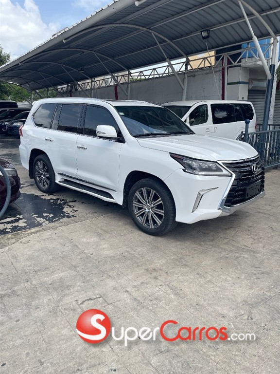 2017 Lexus LX 570 — foto 4 / 11
