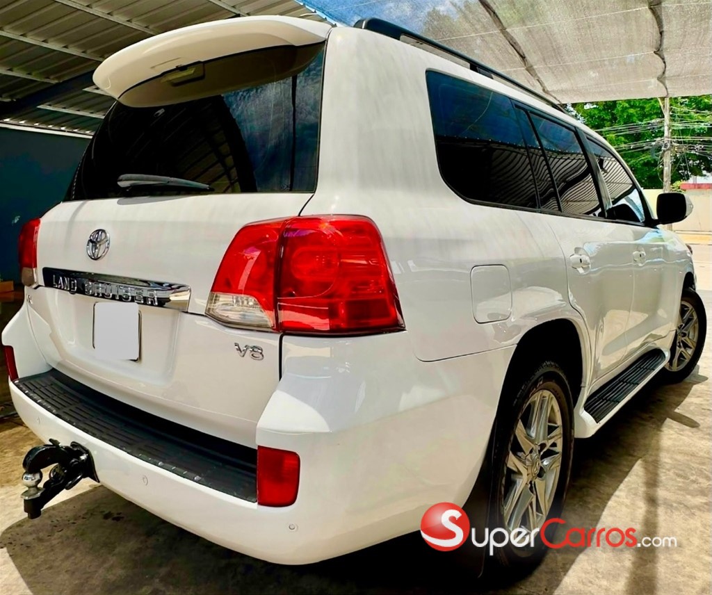 2011 Toyota Land Cruiser — foto 5 / 7