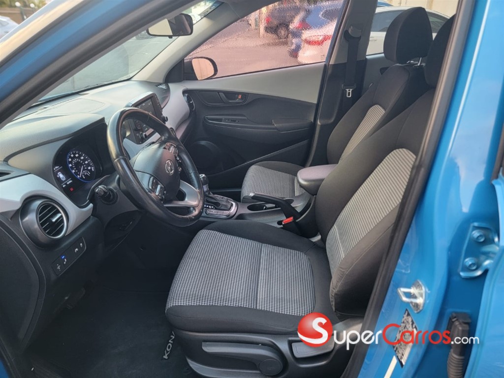 2020 Hyundai KONA SEL — foto 6 / 10