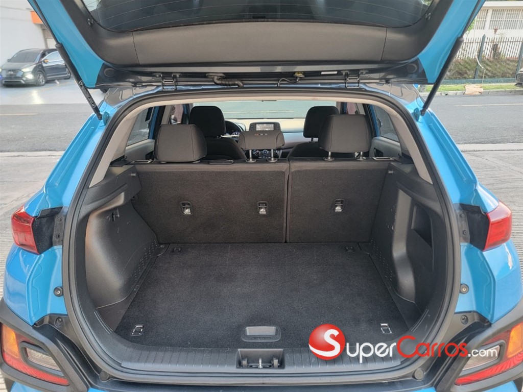 2020 Hyundai KONA SEL — foto 9 / 10