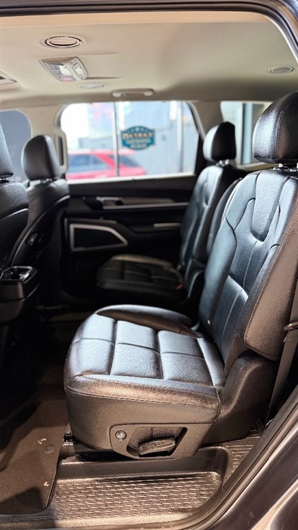 2021 Kia Telluride EX — foto 10 / 12