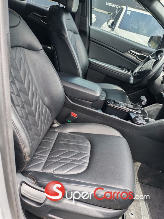 2023 Kia Sportage X-LINE — foto 2 / 7