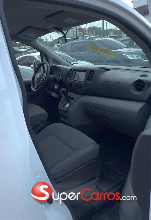2021 Nissan NV 200 — foto 8 / 11