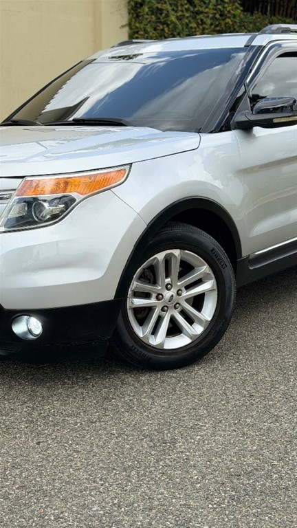 2012 Ford Explorer XLT — foto 2 / 12