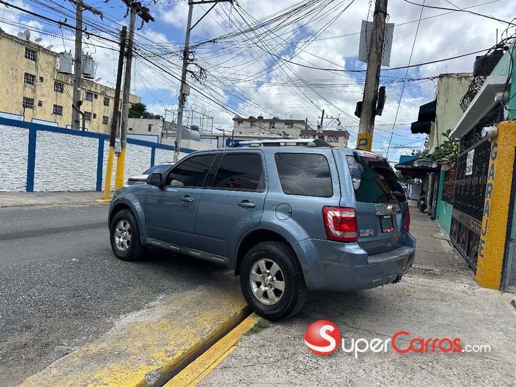 2010 Ford Escape Limited — foto 6 / 11