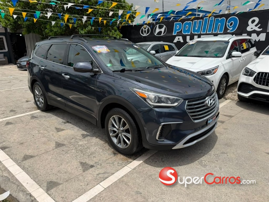 2018 Hyundai Grand Santa Fe — foto 2 / 9