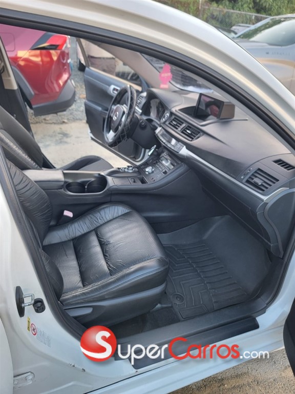2012 Lexus CT 200 H — foto 3 / 12