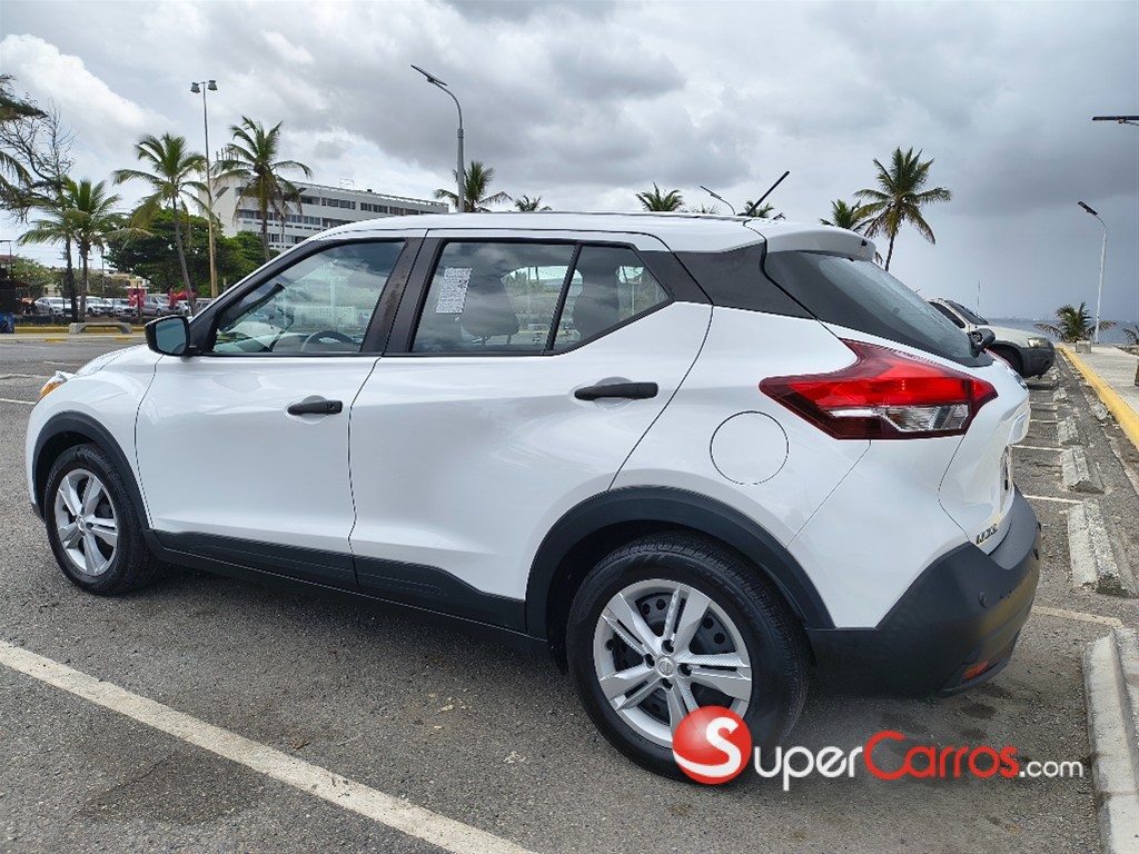 2020 Nissan Kicks S — foto 3 / 12