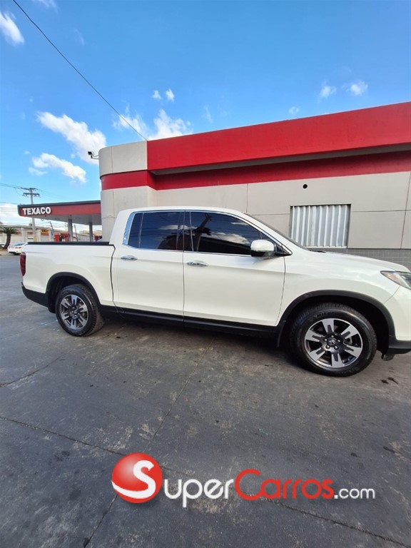 2019 Honda Ridgeline RTL-E — foto 2 / 9