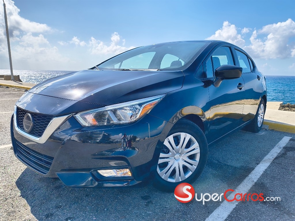2020 Nissan Versa S Plus — foto 2 / 12