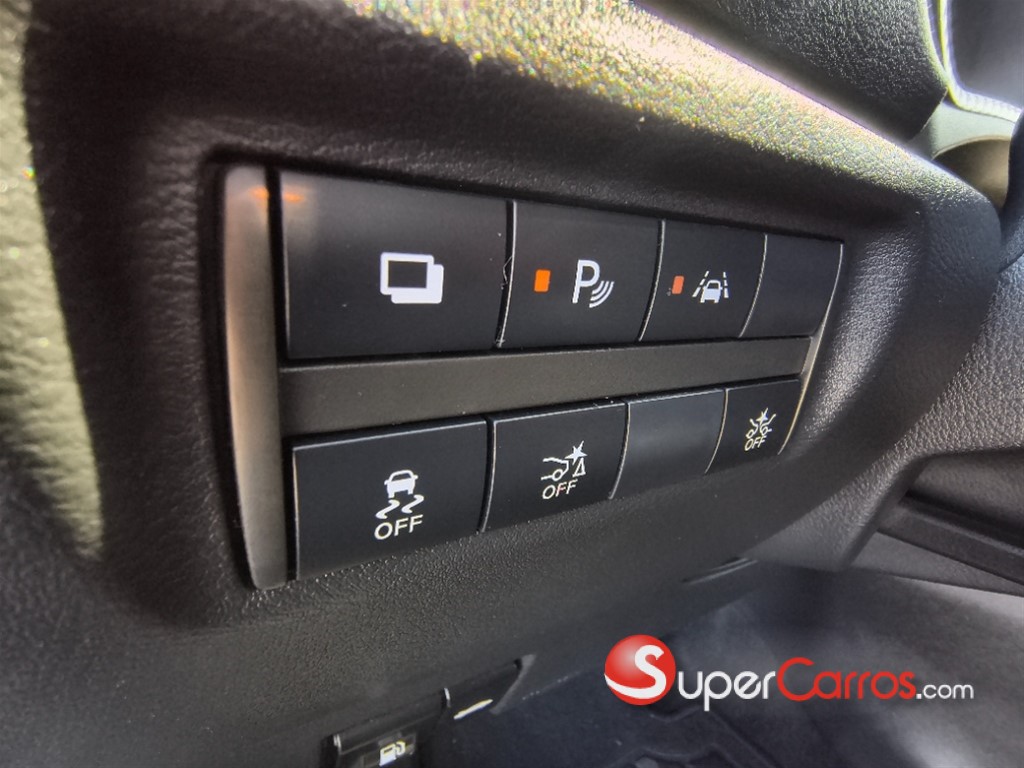 2020 Nissan Versa S Plus — foto 10 / 12
