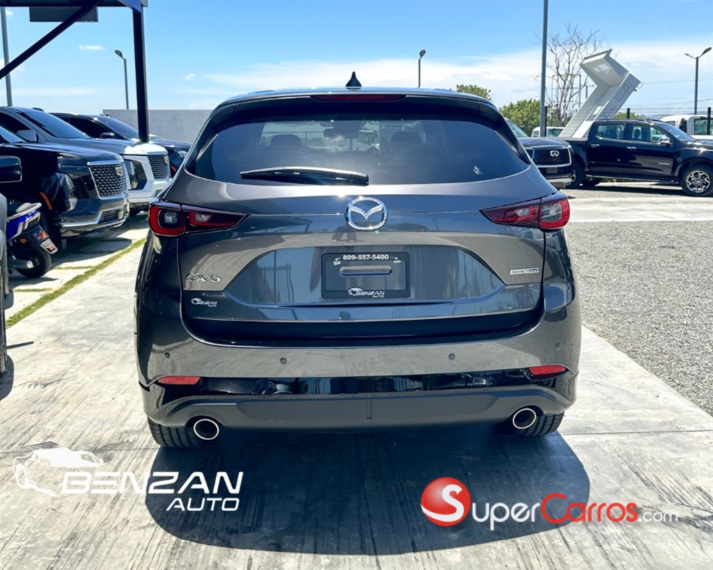 2027 Mazda CX-5 GT — foto 3 / 9