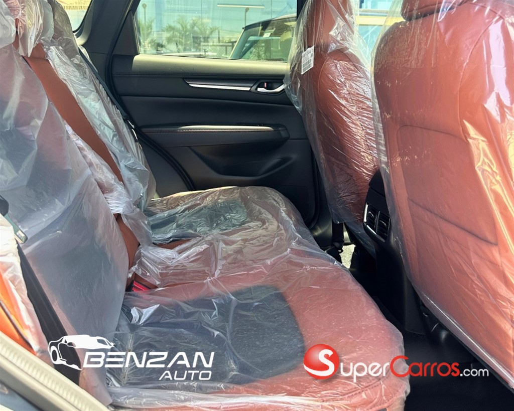 2027 Mazda CX-5 GT — foto 5 / 9