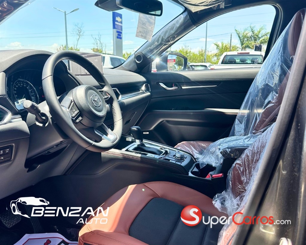 2027 Mazda CX-5 GT — foto 7 / 9