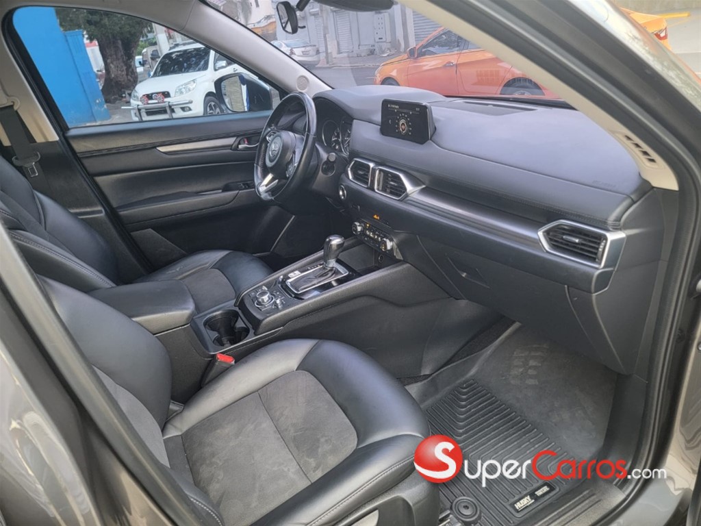 2019 Mazda CX-5 Touring — foto 7 / 9