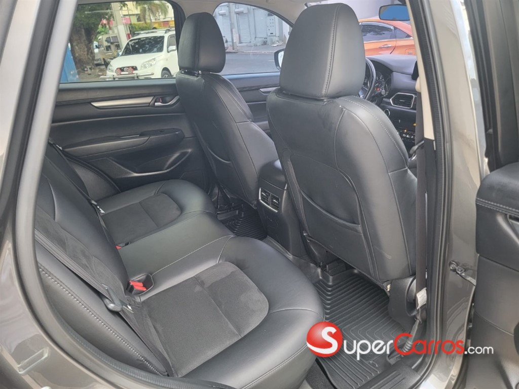 2019 Mazda CX-5 Touring — foto 8 / 9