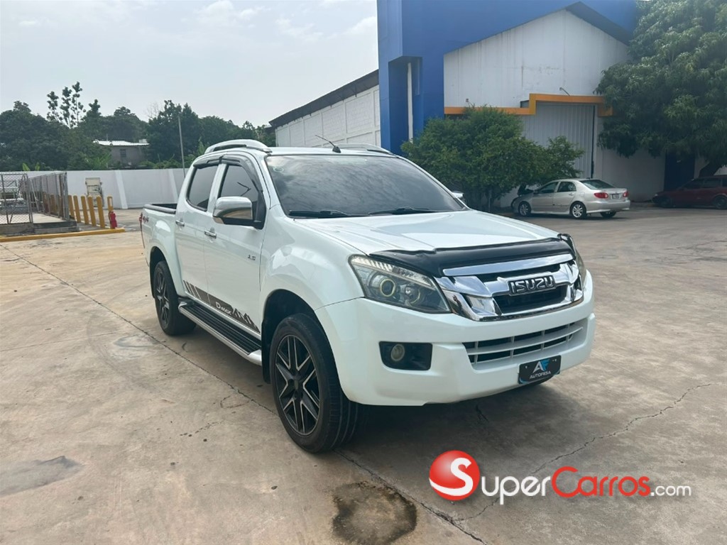 2016 Isuzu DMAX — foto 2 / 10