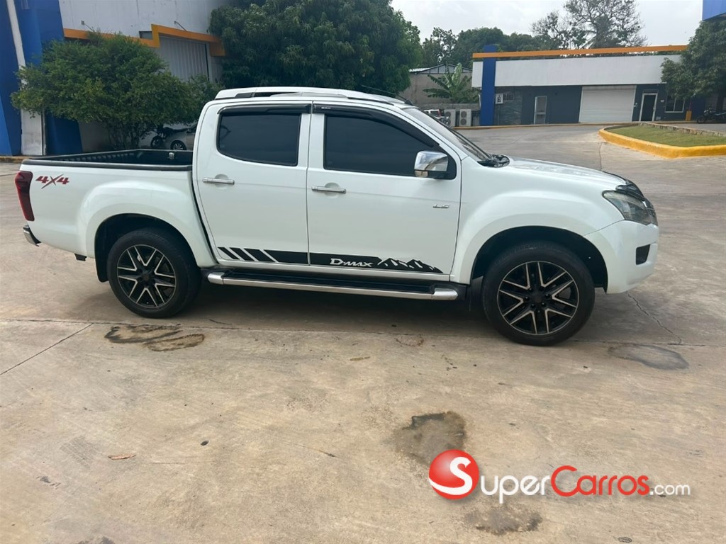 2016 Isuzu DMAX — foto 3 / 10