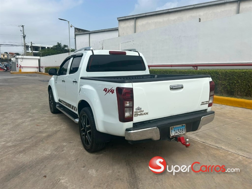 2016 Isuzu DMAX — foto 4 / 10