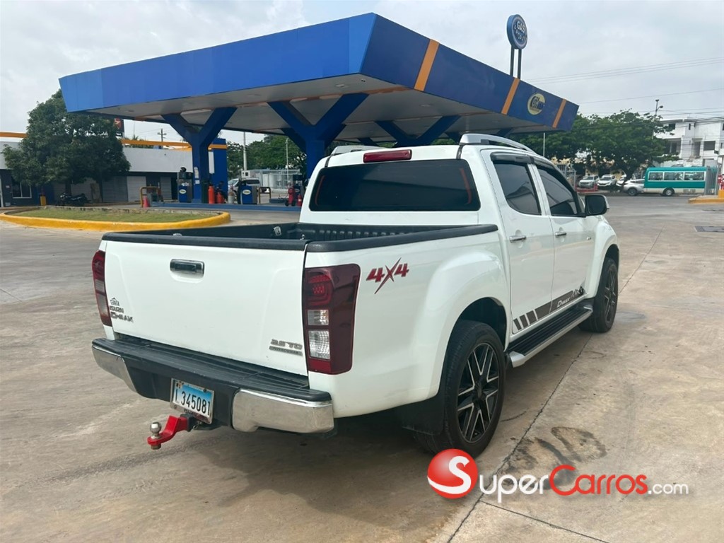 2016 Isuzu DMAX — foto 6 / 10