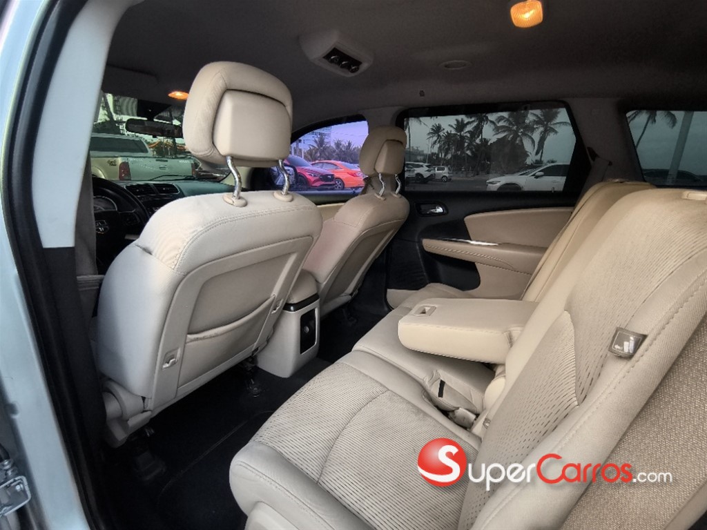 2013 Dodge Journey SXT — foto 8 / 12