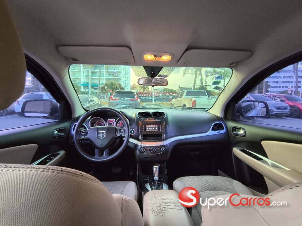 2013 Dodge Journey SXT — foto 9 / 12