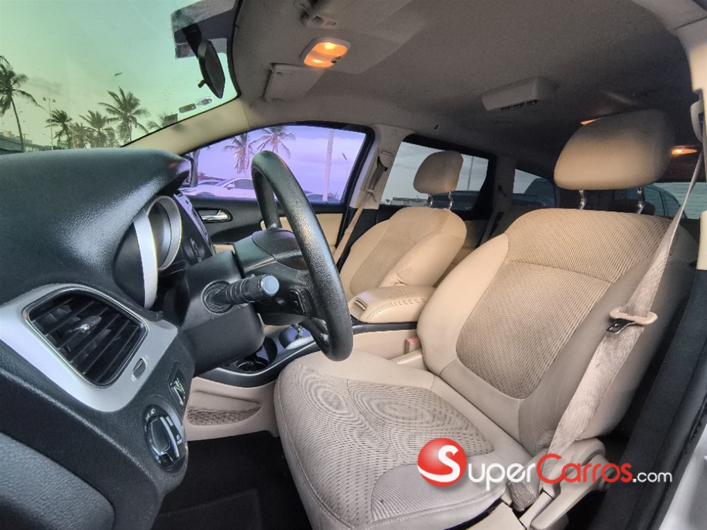 2013 Dodge Journey SXT — foto 10 / 12