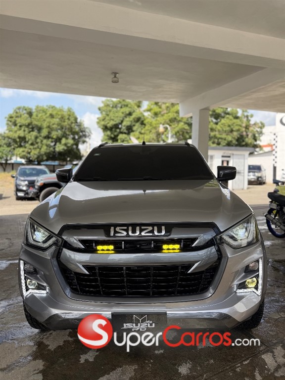 2023 Isuzu DMAX LSE — foto 2 / 10