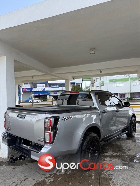 2023 Isuzu DMAX LSE — foto 4 / 10