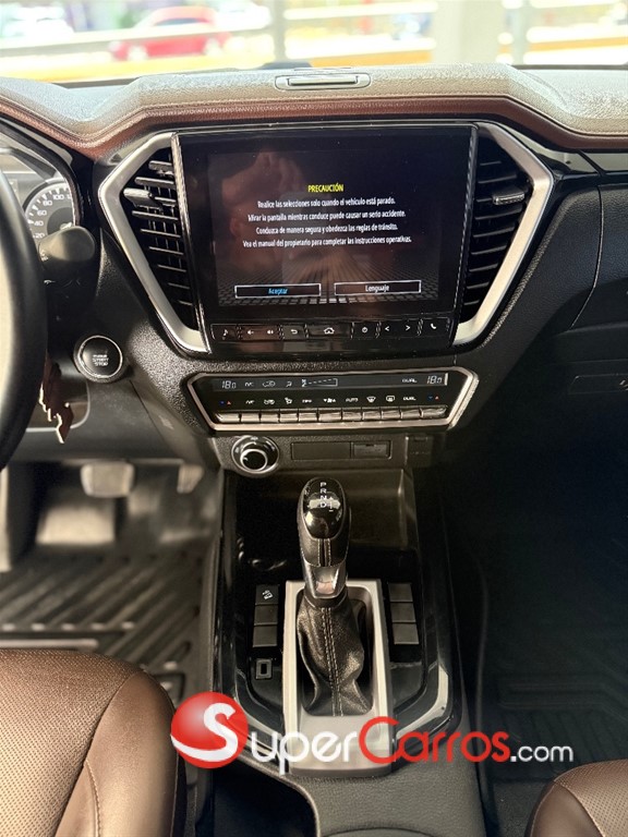 2023 Isuzu DMAX LSE — foto 8 / 10